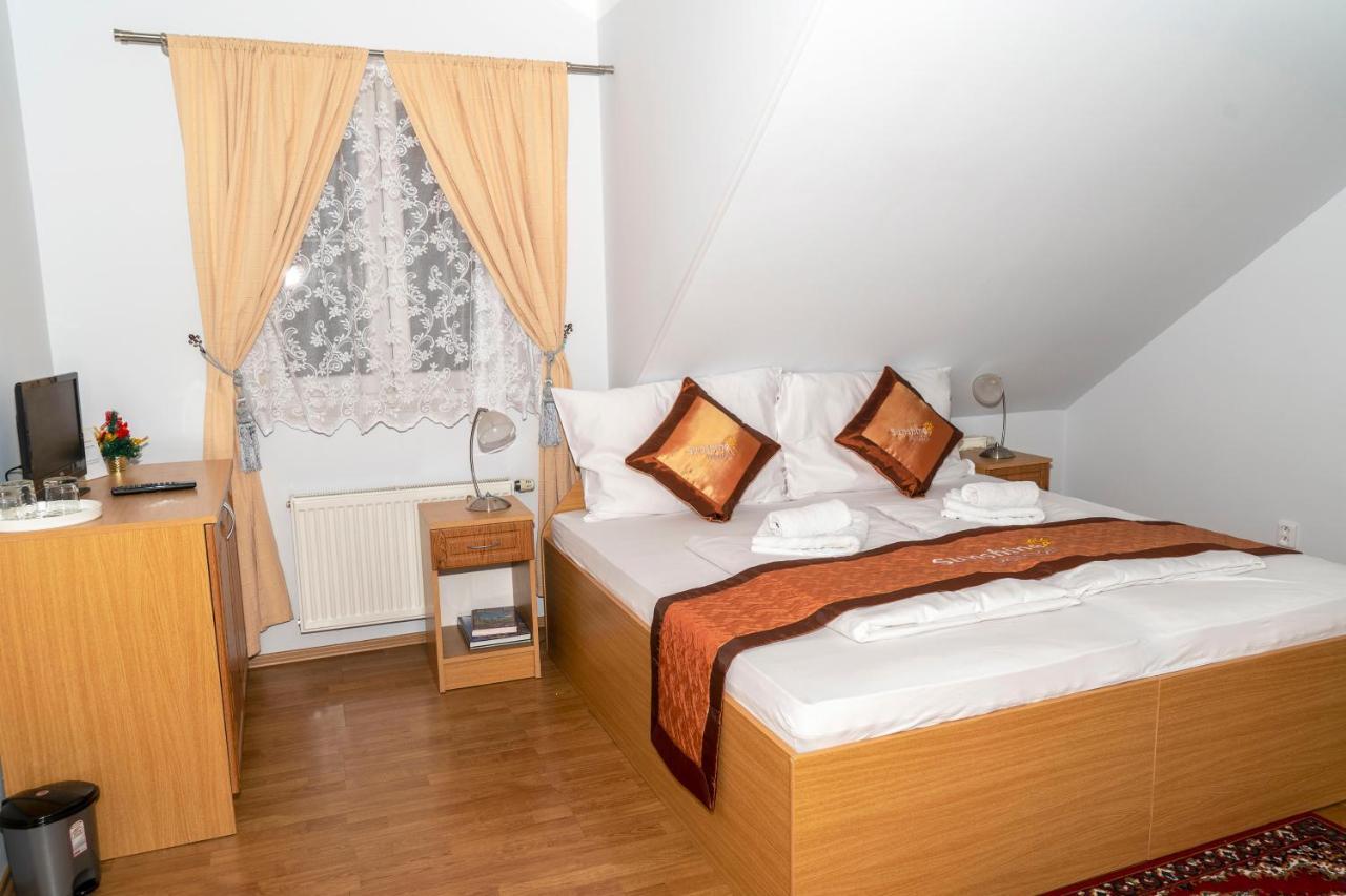 Sunshine Pension Karlovy Vary Kültér fotó